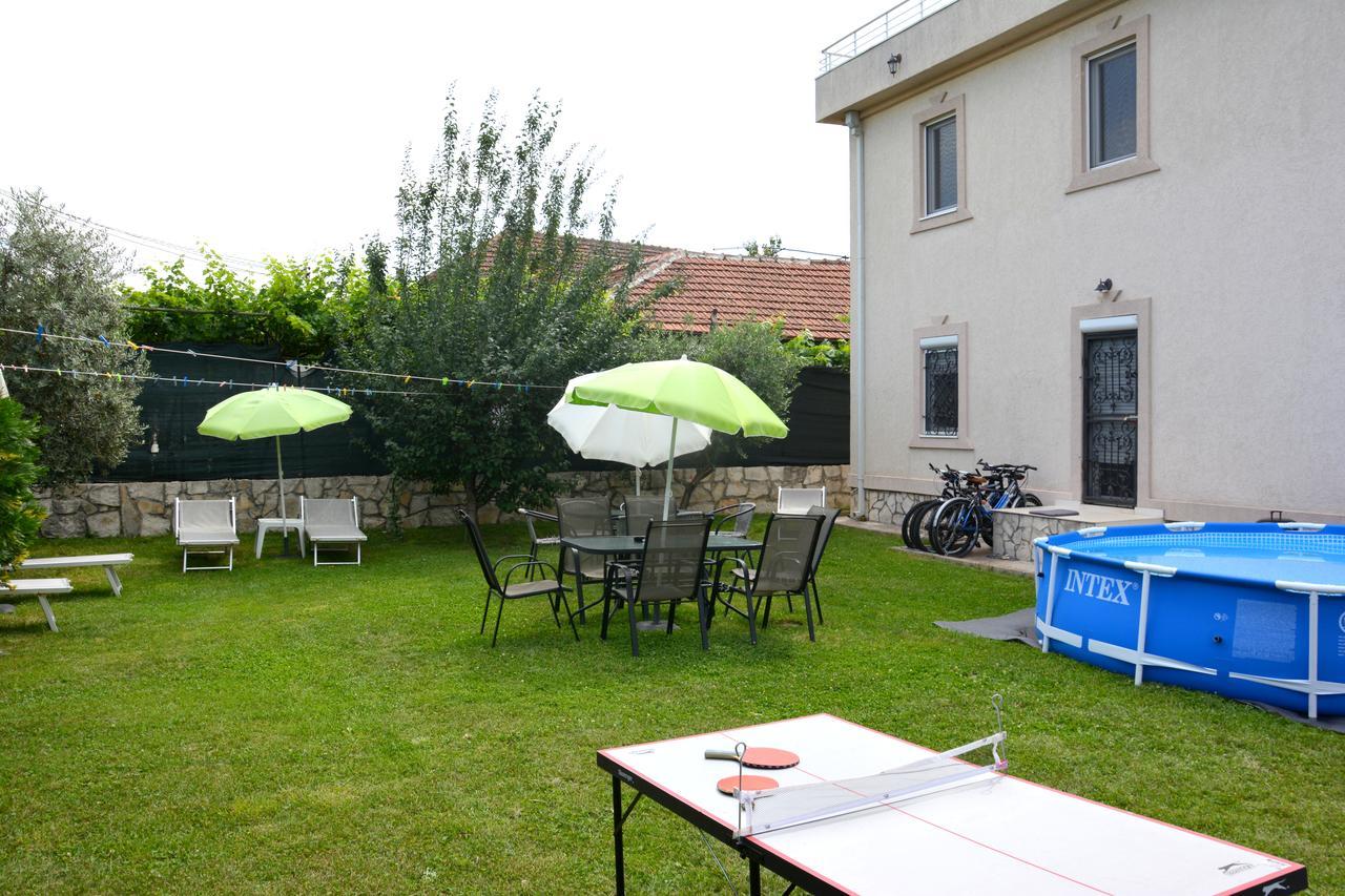 Montenegro Hostel B&B Podgorica Exterior photo