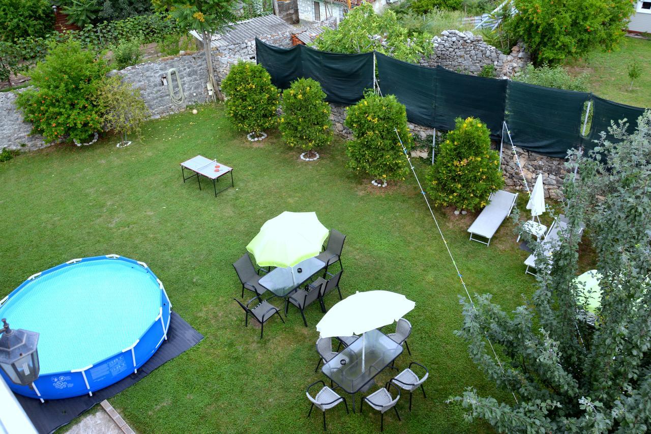 Montenegro Hostel B&B Podgorica Exterior photo